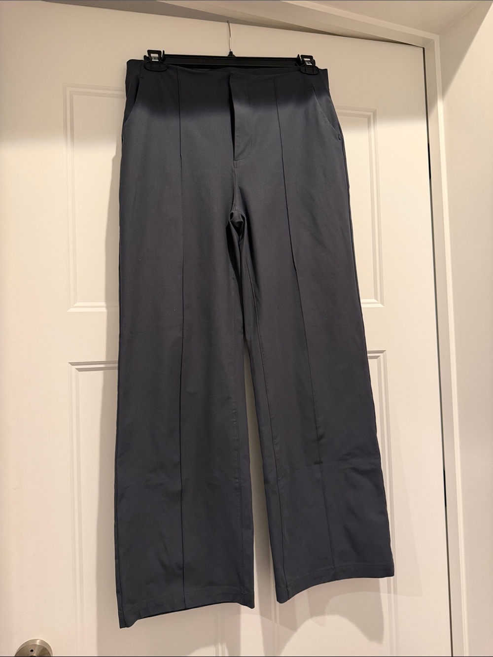 Vuori Wide-leg Meta Pants in dark gray - size M